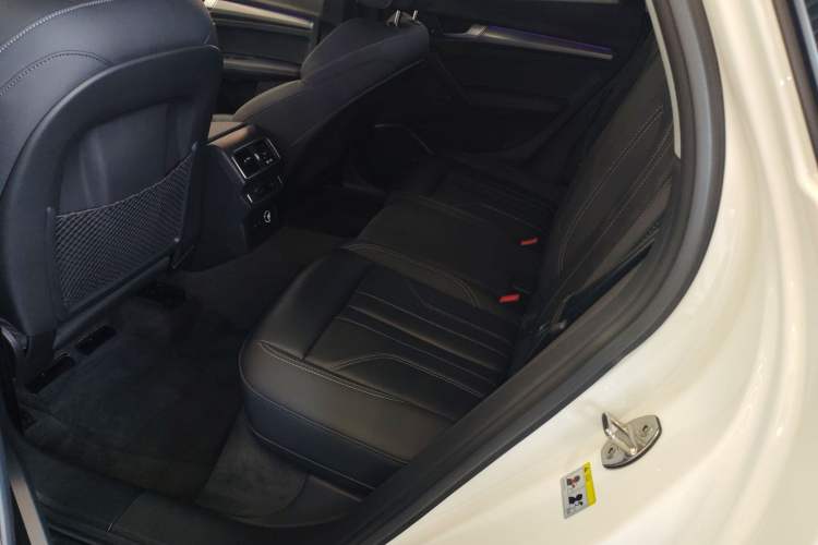Used Audi Q5L 2022 Updated 45T Luxury Dynamic Version Left Rear Seat