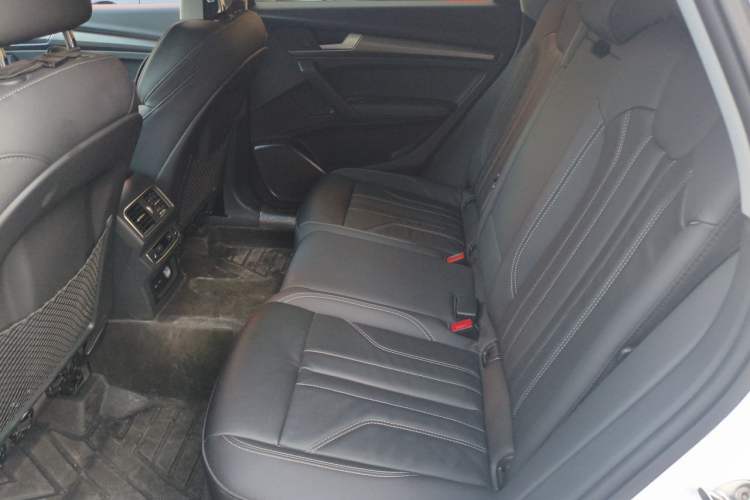 Used Audi Q5L 2022 40T Luxury Dynamic Model Left Rear Seat