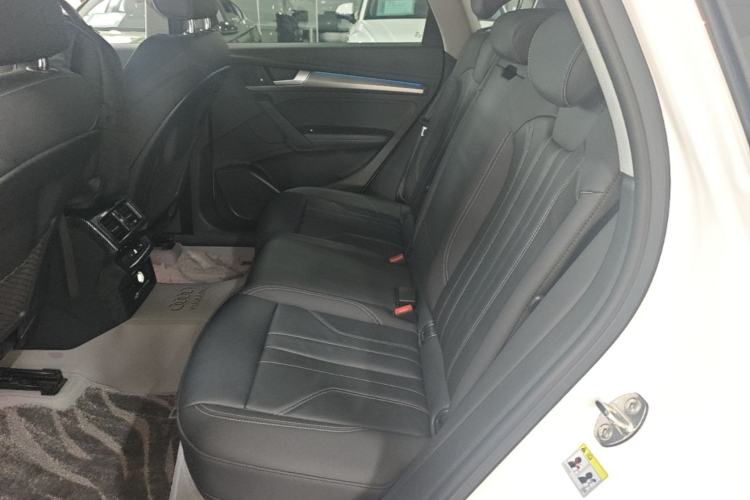 Used Audi Q5L 2022 40T Luxury Dynamic Model Left Rear Seat
