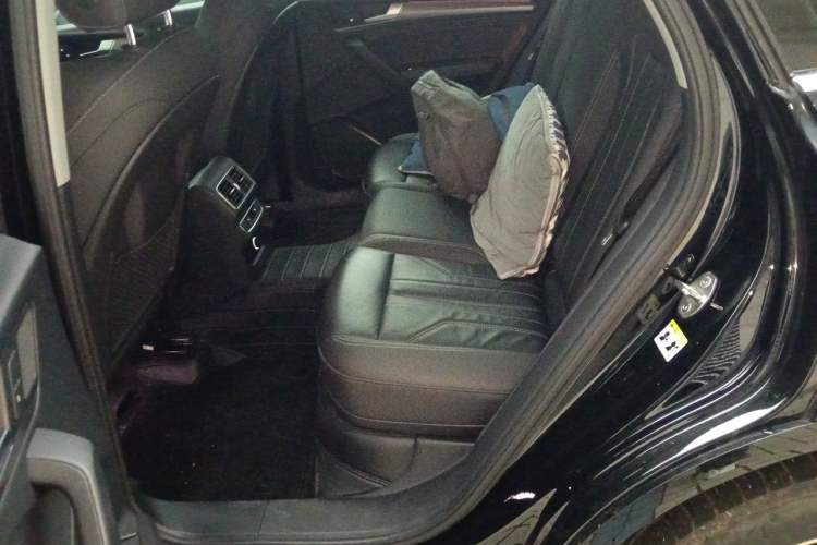 Used Audi Q5L 2022 40T Luxury Dynamic Model Left Rear Seat