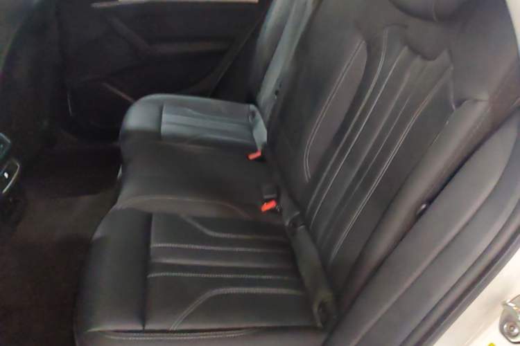 Used Audi Q5L 2022 40T Luxury Dynamic Model Left Rear Seat