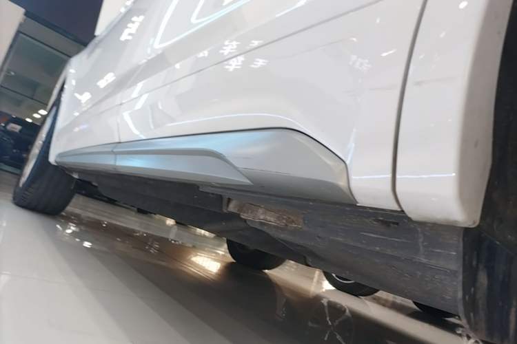 Used Audi Q5L 2022 Updated 40T Luxury Dynamic Edition Left Side Sill