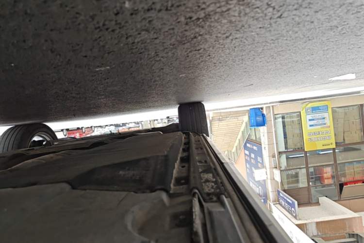 Used Audi Q5L 2022 Updated 40T Luxury Dynamic Edition Left Side Sill