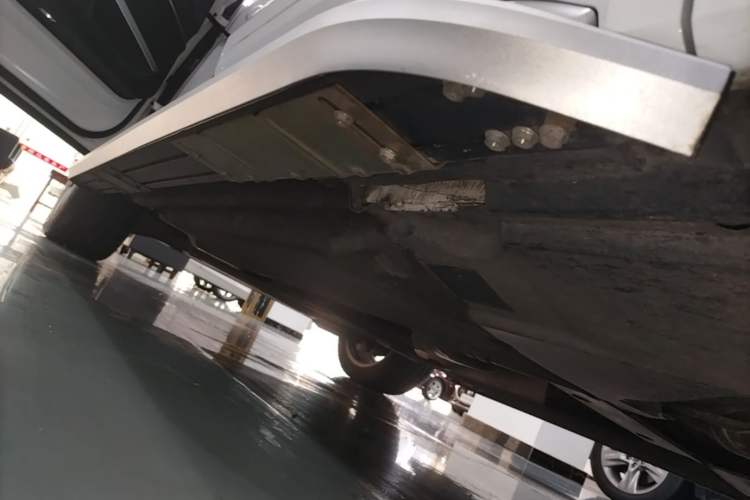 Used Audi Q5L 2022 Updated 45T Luxury Dynamic Version Left Side Sill