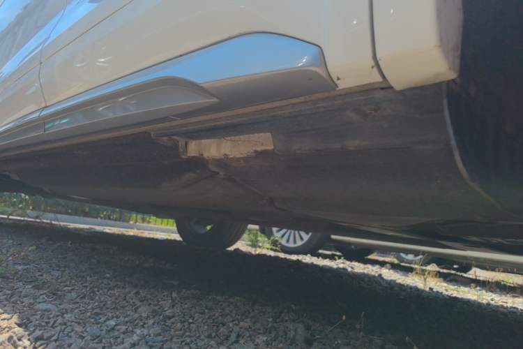 Used Audi Q5L 2022 45T Luxury Dynamic Model Left Side Sill