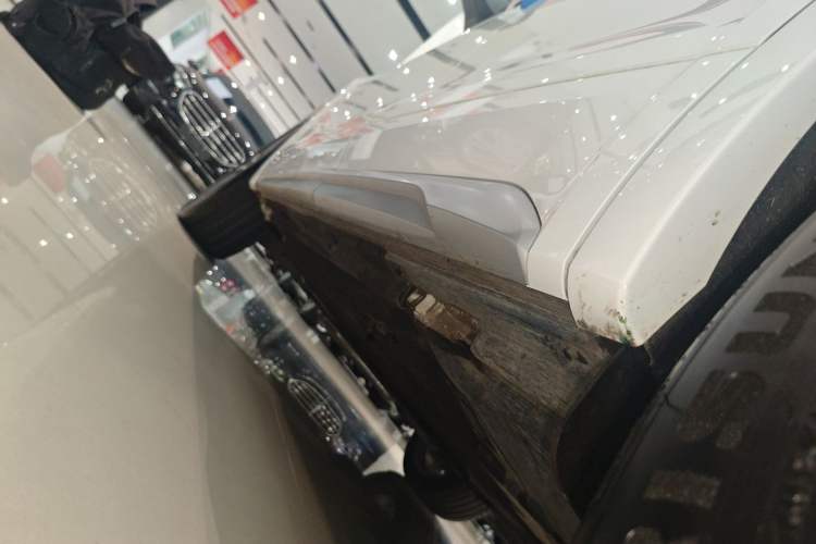 Used Audi Q5L 2022 45T Luxury Dynamic Model Left Side Sill