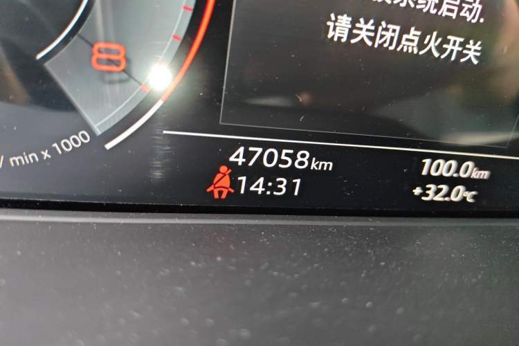 Used Audi Q5L 2022 Updated 40T Luxury Dynamic Edition Odometer Close Up