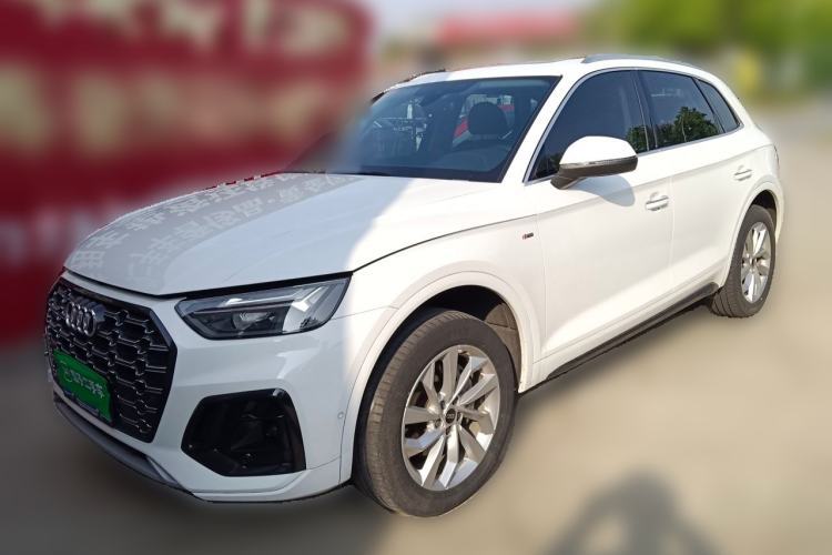 Used Audi Q5L 2022 40T Luxury Dynamic Model Guazi used car, China used car export, Used car for sale, Used cars, Cheapest cars for sale