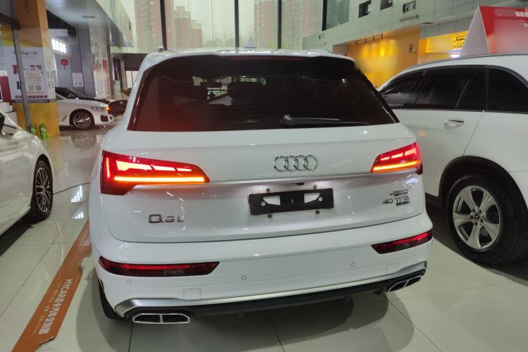 Used Audi Q5L 2022 Updated 40T Luxury Dynamic Edition Rear