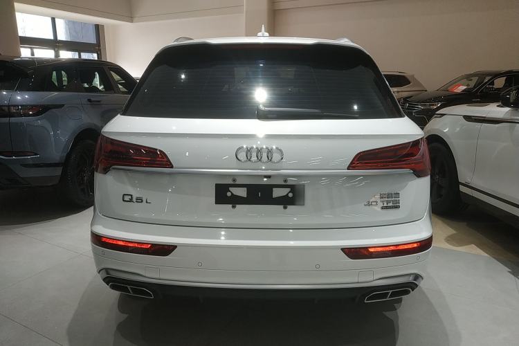 Used Audi Q5L 2022 Updated 40T Luxury Dynamic Edition Rear