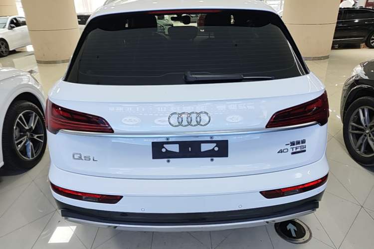 Used Audi Q5L 2022 Updated Version 40T Luxury Elegant Edition Rear