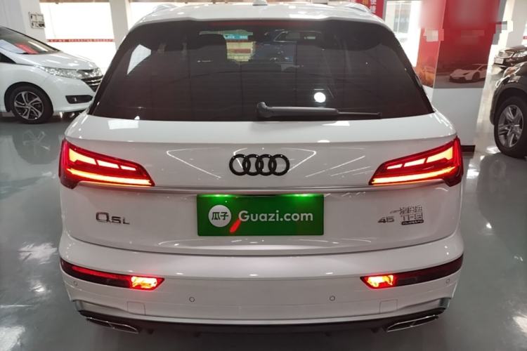 Used Audi Q5L 2022 Updated 45T Luxury Dynamic Version Rear