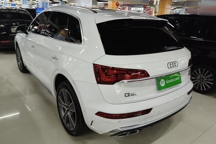 Used Audi Q5L 2022 45T Luxury Dynamic Model Rear Left 45 Deg