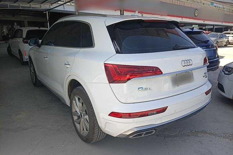 Used Audi Q5L 2022 40T Luxury Dynamic Model Rear Left 45 Deg