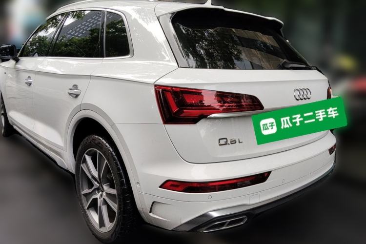 Used Audi Q5L 2022 45T Luxury Dynamic Model Rear Left 45 Deg