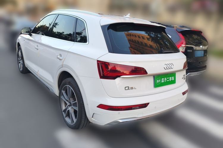 Used Audi Q5L 2022 40T Luxury Dynamic Model Rear Left 45 Deg