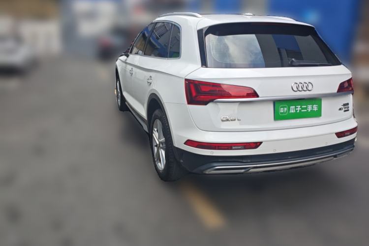Used Audi Q5L 2022 40T Fashionable and Elegant Model Rear Left 45 Deg