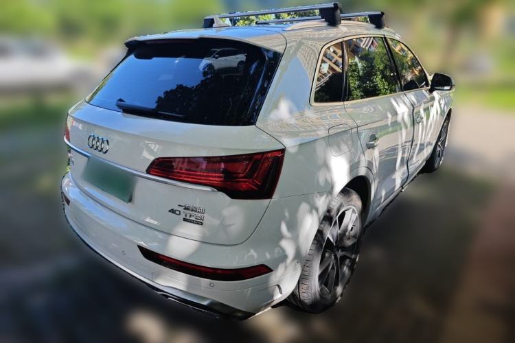 Used Audi Q5L 2022 40T Luxury Dynamic Model Rear Right 45 Deg