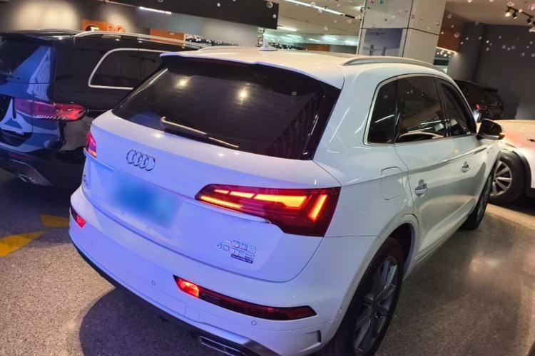 Used Audi Q5L 2022 Updated 40T Luxury Dynamic Edition Rear Right 45 Deg