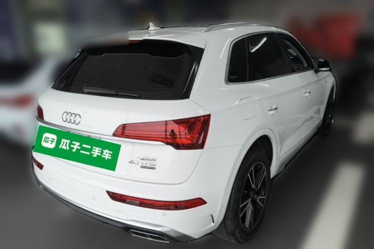 Used Audi Q5L 2022 40T Fashionable and Dynamic Model Rear Right 45 Deg