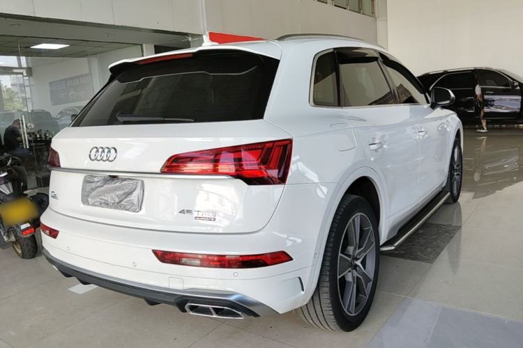 Used Audi Q5L 2022 45T Luxury Dynamic Model Rear Right 45 Deg