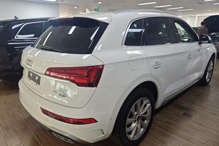 Used Audi Q5L 2022 Updated 40T Luxury Dynamic Edition Rear Right 45 Deg