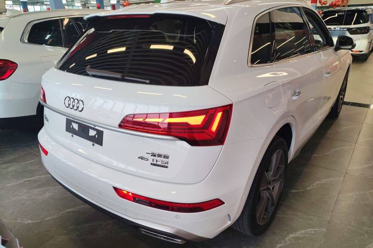 Used Audi Q5L 2022 Updated 45T Luxury Dynamic Version Rear Right 45 Deg
