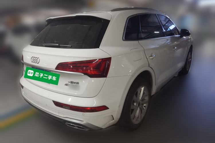 Used Audi Q5L 2022 40T Luxury Dynamic Model Rear Right 45 Deg