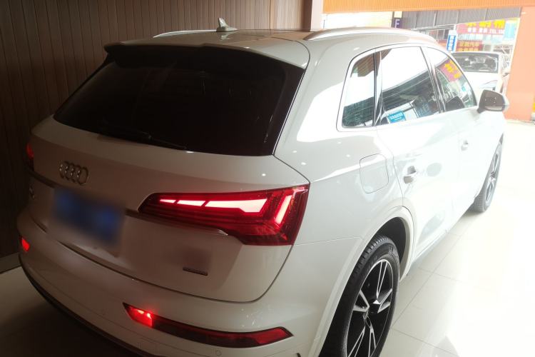 Used Audi Q5L 2022 40T Fashionable and Dynamic Model Rear Right 45 Deg
