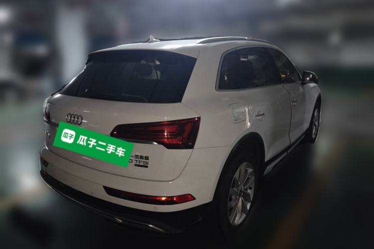 Used Audi Q5L 2022 Updated Version 40T Luxury Elegant Edition Rear Right 45 Deg