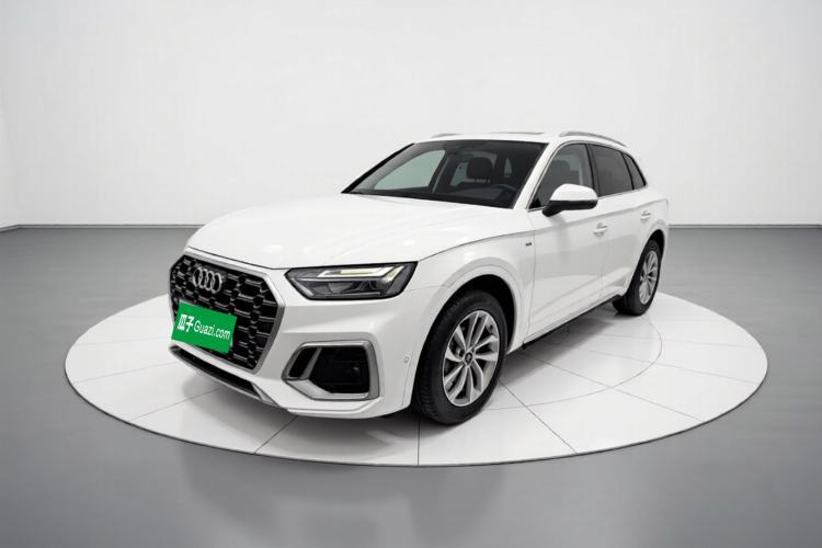 Used Audi Q5L 2022 40T Luxury Dynamic Model Guazi used car, China used car export, Used car for sale, Used cars, Cheapest cars for sale