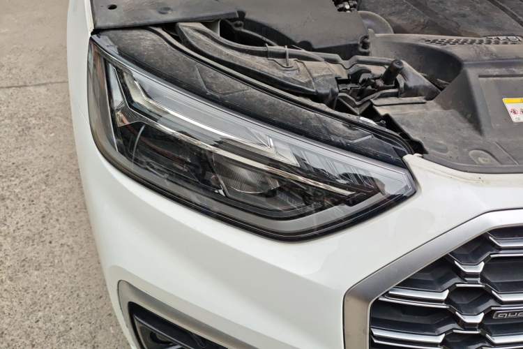 Used Audi Q5L 2022 Updated 40T Luxury Dynamic Edition Right Front Headlight