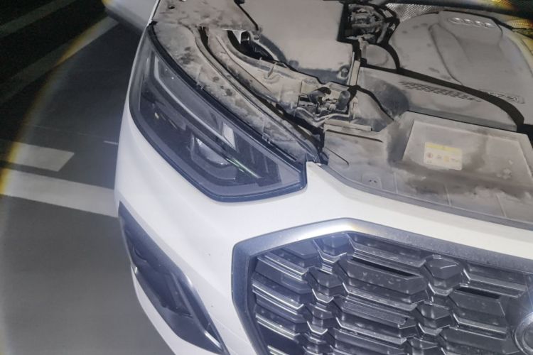 Used Audi Q5L 2022 40T Fashionable and Dynamic Model Right Front Headlight