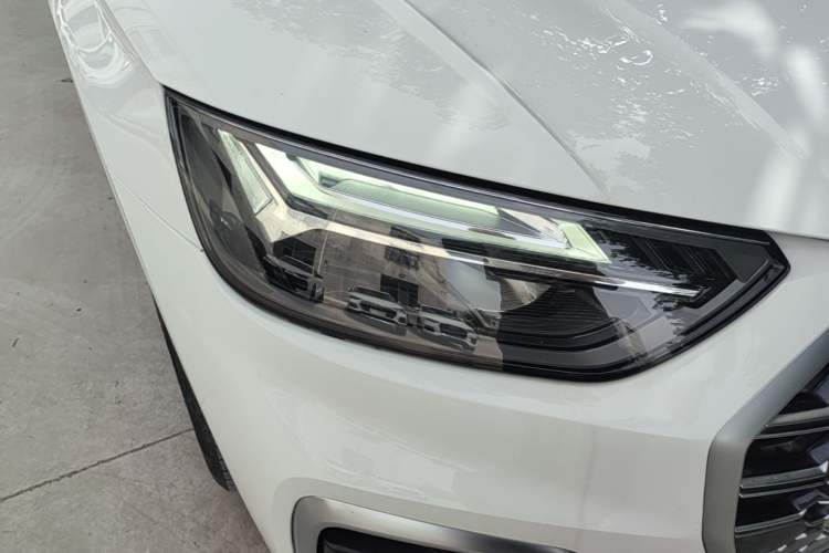 Used Audi Q5L 2022 Updated 40T Luxury Dynamic Edition Right Front Headlight