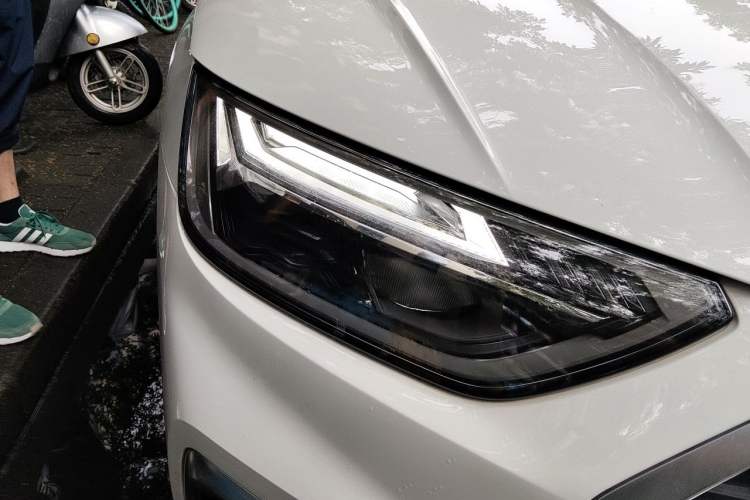 Used Audi Q5L 2022 45T Luxury Dynamic Model Right Front Headlight