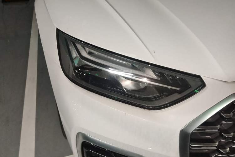 Used Audi Q5L 2022 Updated 40T Luxury Dynamic Edition Right Front Headlight