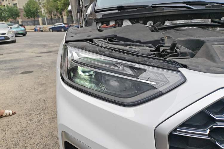 Used Audi Q5L 2022 Updated 40T Luxury Dynamic Edition Right Front Headlight
