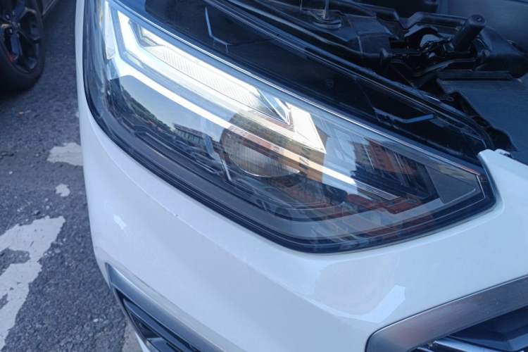 Used Audi Q5L 2022 Updated 45T Luxury Dynamic Version Right Front Headlight