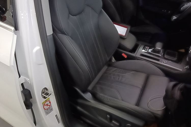 Used Audi Q5L 2022 Updated 40T Luxury Dynamic Edition Right Front Seat