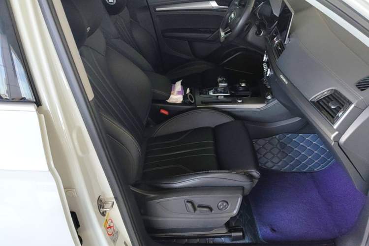 Used Audi Q5L 2022 45T Luxury Dynamic Model Right Front Seat