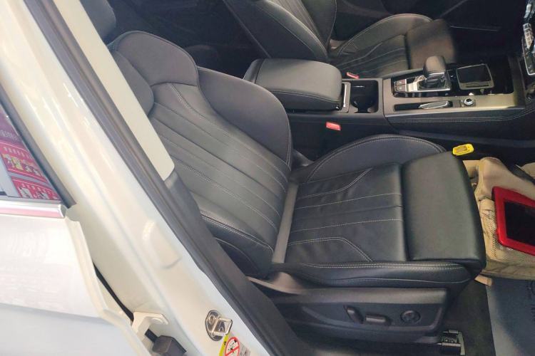 Used Audi Q5L 2022 Updated 45T Luxury Dynamic Version Right Front Seat