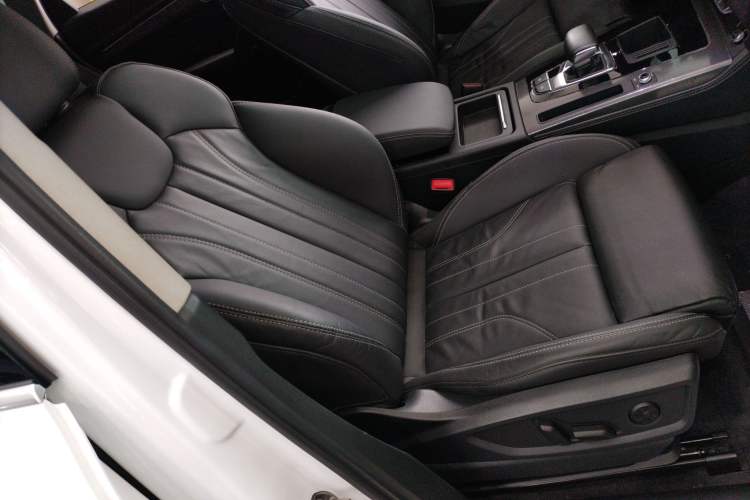 Used Audi Q5L 2022 Updated 40T Luxury Dynamic Edition Right Front Seat