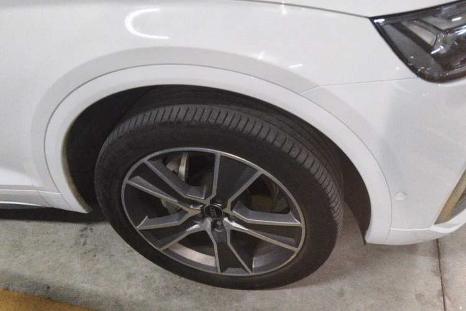 Used Audi Q5L 2022 Updated 45T Luxury Dynamic Version Right Front Wheel Hub