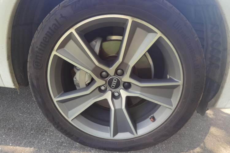 Used Audi Q5L 2022 45T Luxury Dynamic Model Right Front Wheel Hub