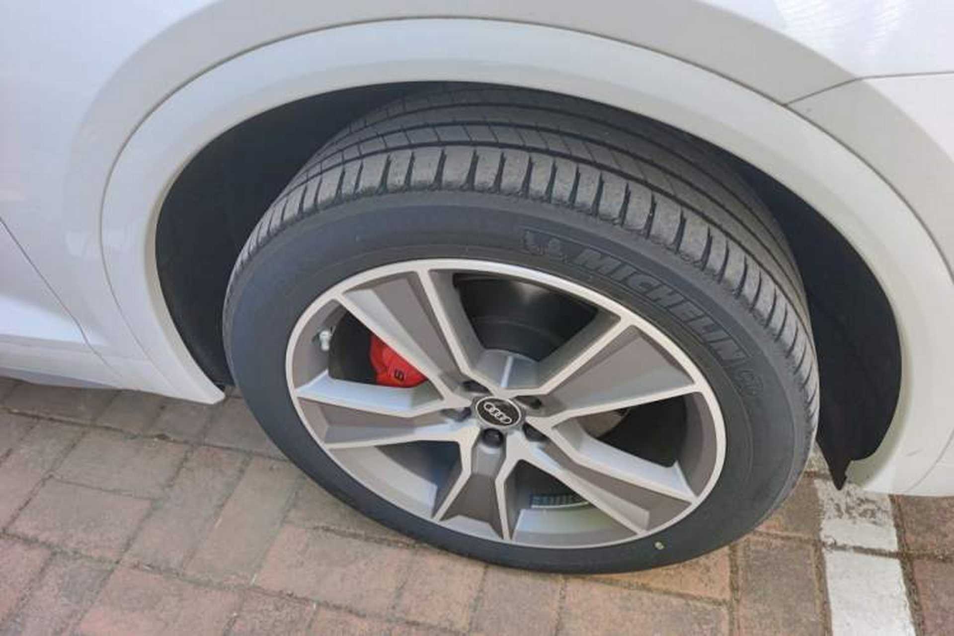Used Audi Q5L 2022 45T Luxury Dynamic Model Right Front Wheel Hub