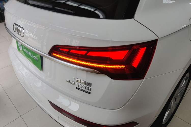 Used Audi Q5L 2022 Updated 40T Luxury Dynamic Edition Right Rear Taillight