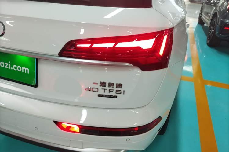 Used Audi Q5L 2022 Updated 40T Luxury Dynamic Edition Right Rear Taillight