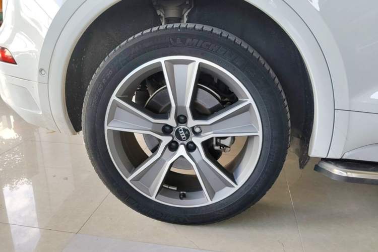 Used Audi Q5L 2022 45T Luxury Dynamic Model Right Rear Wheel Hub