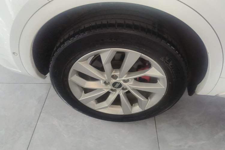 Used Audi Q5L 2022 40T Luxury Dynamic Model Right Rear Wheel Hub