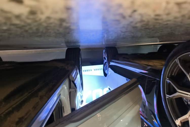 Used Audi Q5L 2022 Updated 40T Luxury Dynamic Edition Right Side Sill